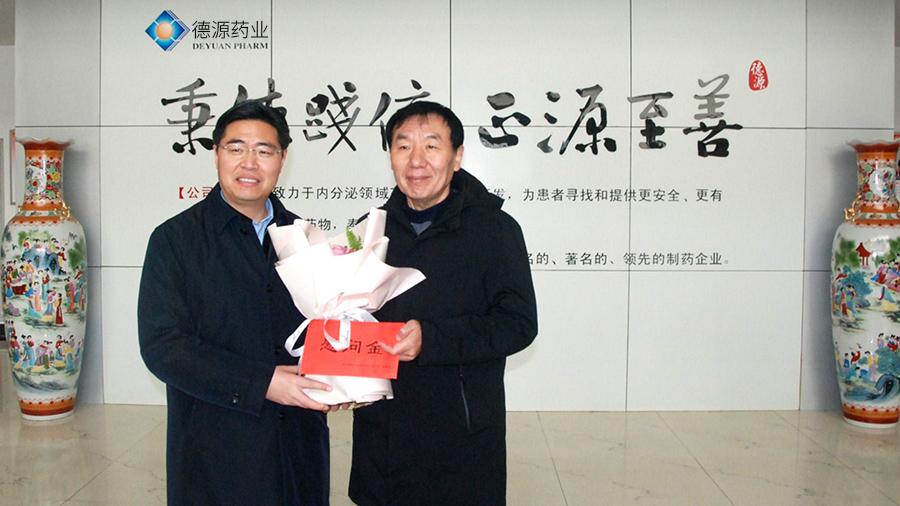 市委常委、開發(fā)區(qū)黨工委書記曹衛(wèi)東來公司走訪慰問并檢查安全工作